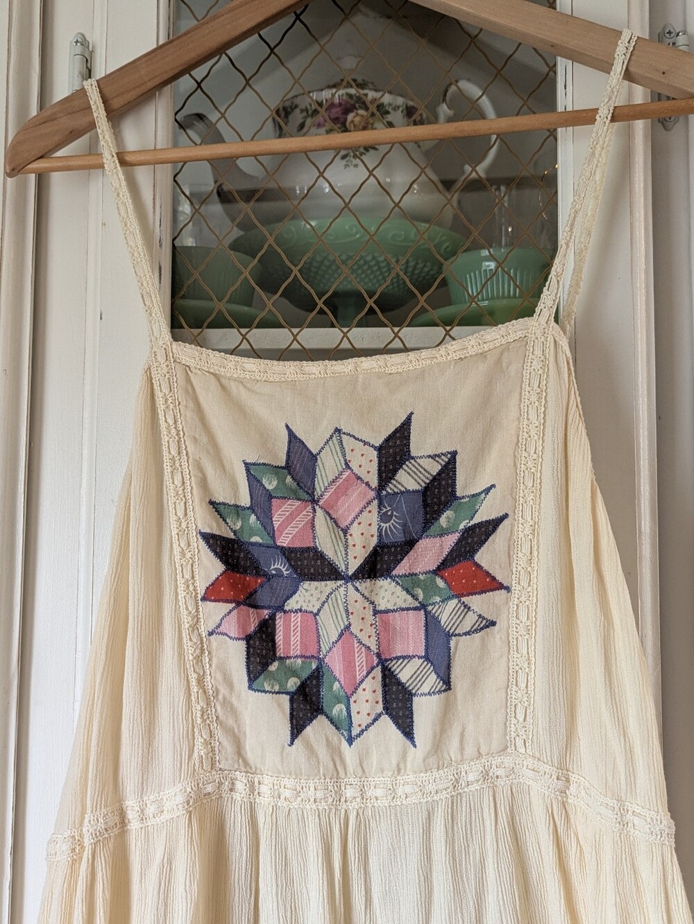 ⭐ UO Alina Embroidered Patchwork Quilted Star Cream Boho Embroidered Maxi Dress - Picture 5 of 16
